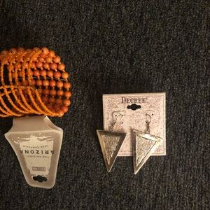 Woman’s bracelet & earings NWT